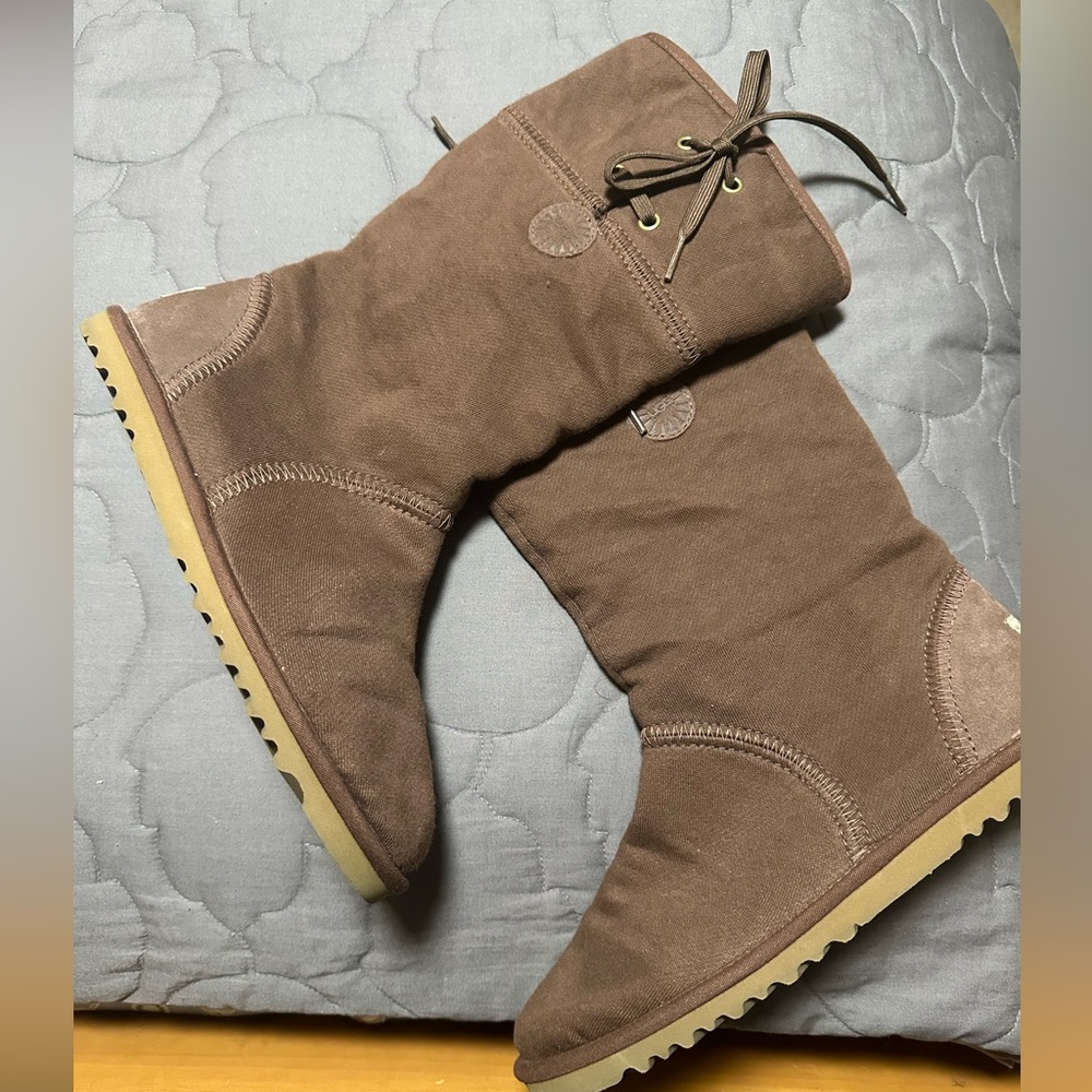 Women’s Brown UGG Boots Size 8